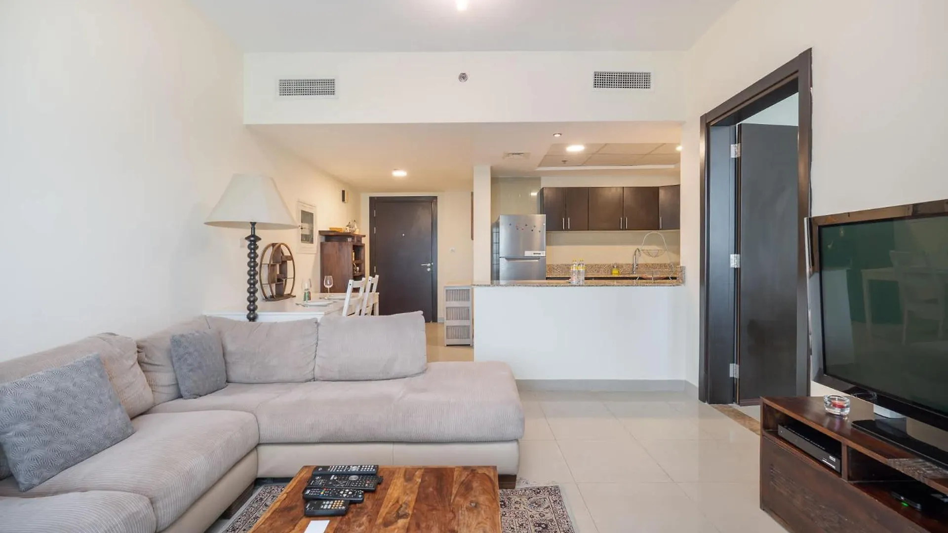 Appartamento Charming, Sun-Filled 1-Bedroom In Red Residence, Dubai Sports City