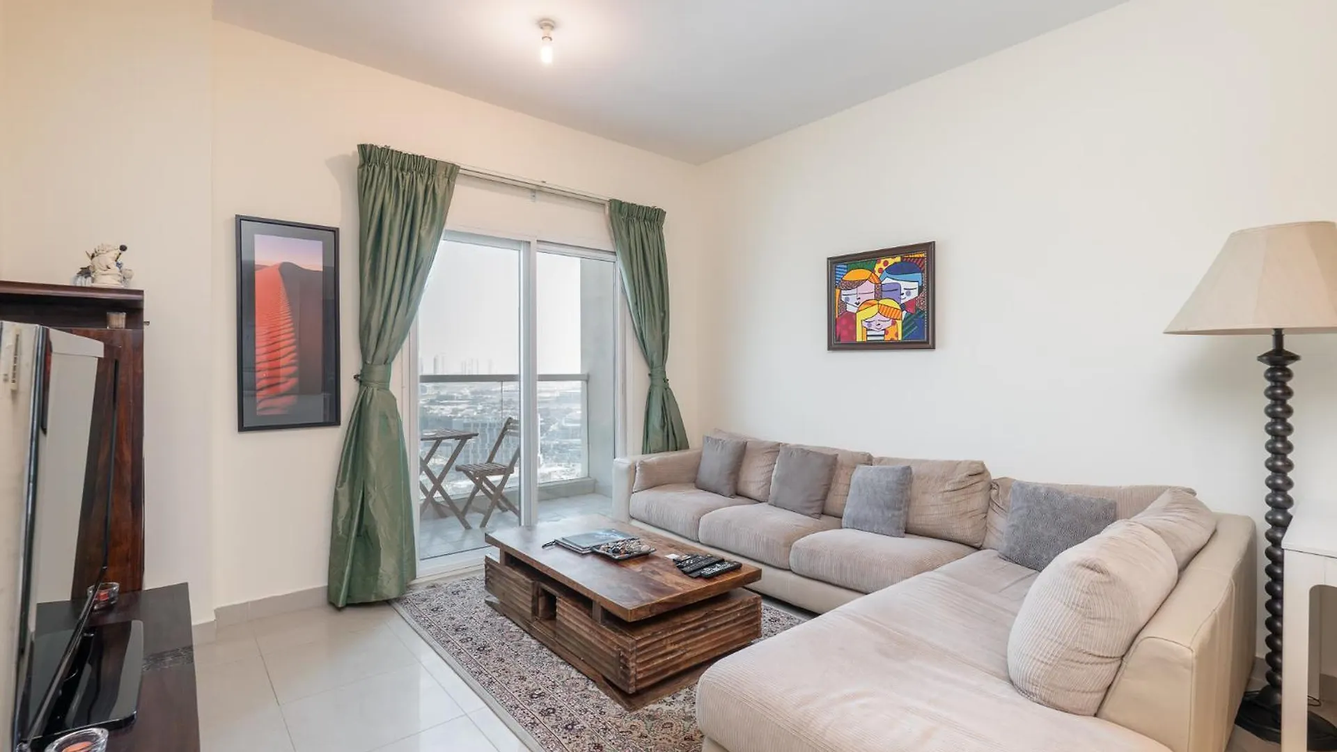 Charming, Sun-Filled 1-Bedroom In Red Residence, Dubai Sports City Apartment