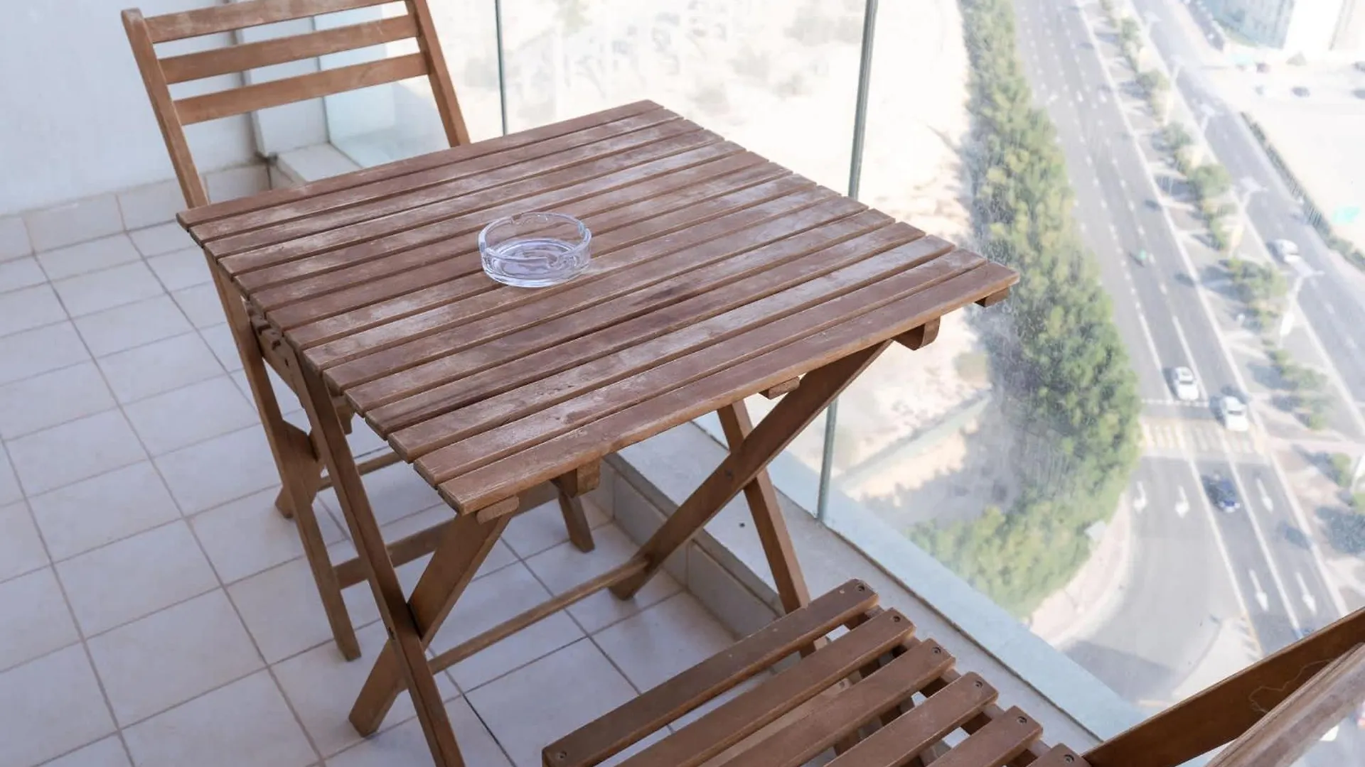 Apartment Charming, Sun-Filled 1-Bedroom In Red Residence, Dubai Sports City