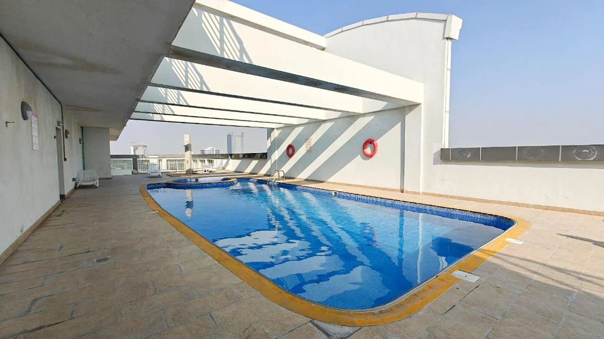 Apartment Charming, Sun-Filled 1-Bedroom In Red Residence, Dubai Sports City United Arab Emirates